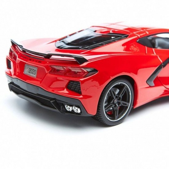 Автомобиль Maisto 1:18 Chevrolet Corvette Stingray [2020] (31447) red