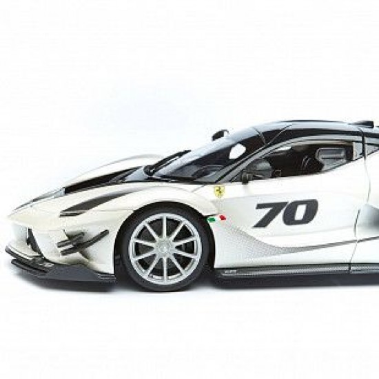 Автомобиль Bburago 1:18 Ferrari FXX-K Evo (18-16012) silver