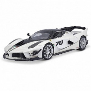 Автомобиль Bburago 1:18 Ferrari FXX-K Evo (18-16012) silver