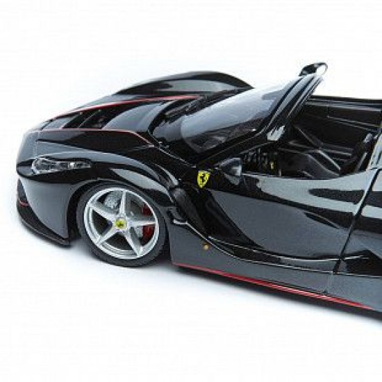 Автомобиль Bburago 1:24 Ferrari LaFerrari Aperta (18-26022) black