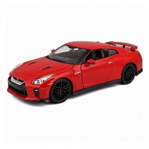 Автомобиль Bburago 1:24 Nissan GT-R (18-21082) red