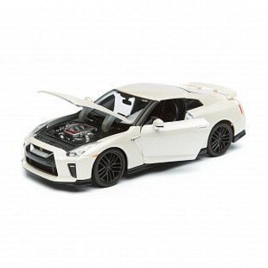 Автомобиль Bburago 1:24 Nissan GT-R (18-21082) white