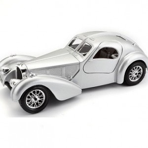 Автомобиль Bburago 1:24 Bugatti Atlantic (18-22092) silver
