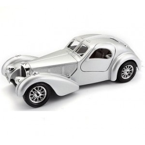 Автомобиль Bburago 1:24 Bugatti Atlantic (18-22092) silver