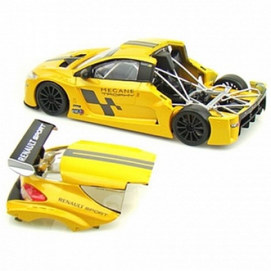 Автомобиль Bburago 1:24 Renault Megane Trophy (18-22115) yellow