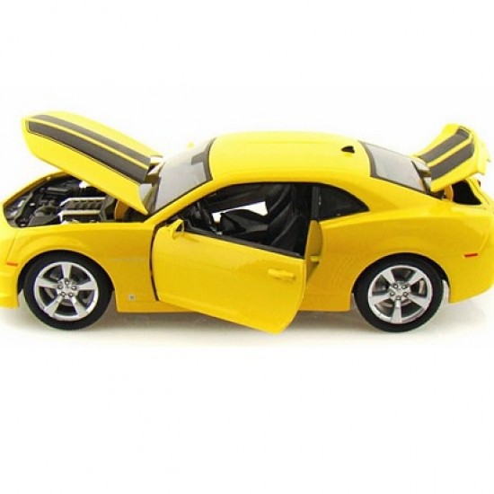Автомобиль Maisto 1:18 Chevrolet Camaro RS [2010] (31173) yellow