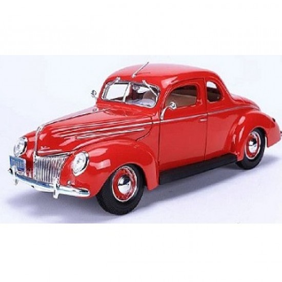 Автомобиль Maisto 1:18 Ford Deluxe Coupe [1939] (31180) red