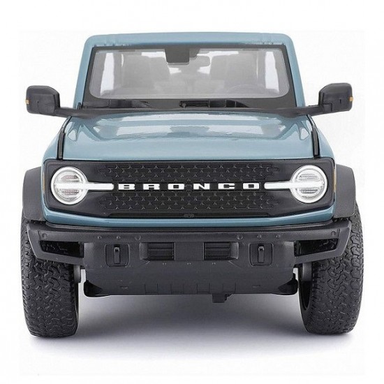 Автомобиль Maisto 1:18 Ford Bronco Badlands [2021] (31457) grey