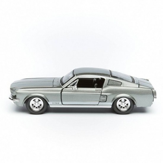 Автомобиль Maisto 1:24 Ford Mustang GT [1967] (31260) grey