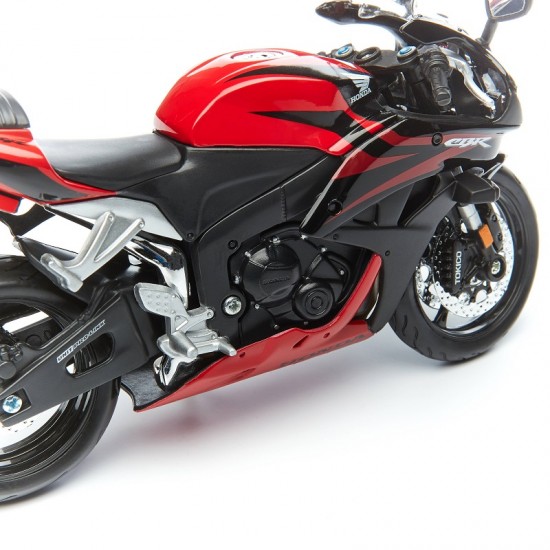 Мотоцикл Maisto 1:12 Honda CBR600RR (31101/20-07117) red/black