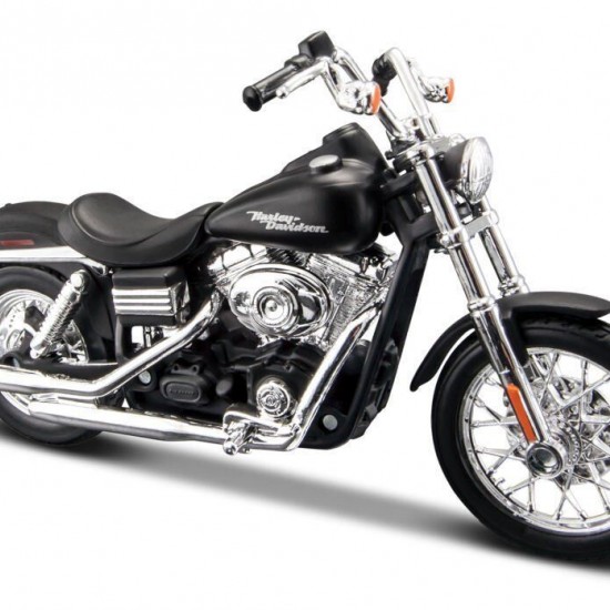Мотоцикл Maisto 1:18 Harley-Davidson [2006] Dyna Street Bob (39360 20-15966)
